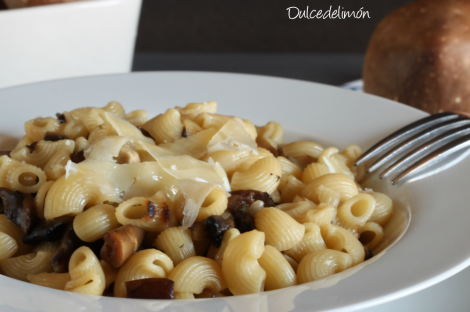 Caracolas con setas al estilo risotto