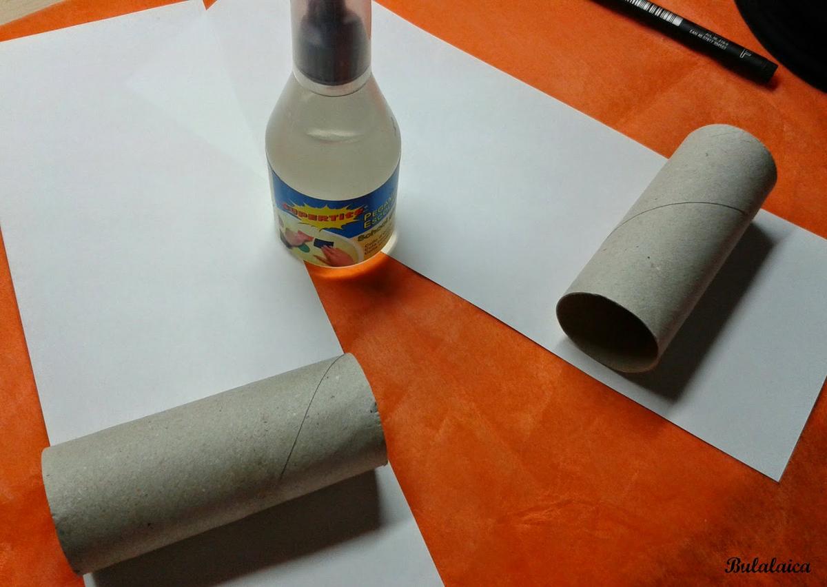 Fantasmas con materiales reciclados