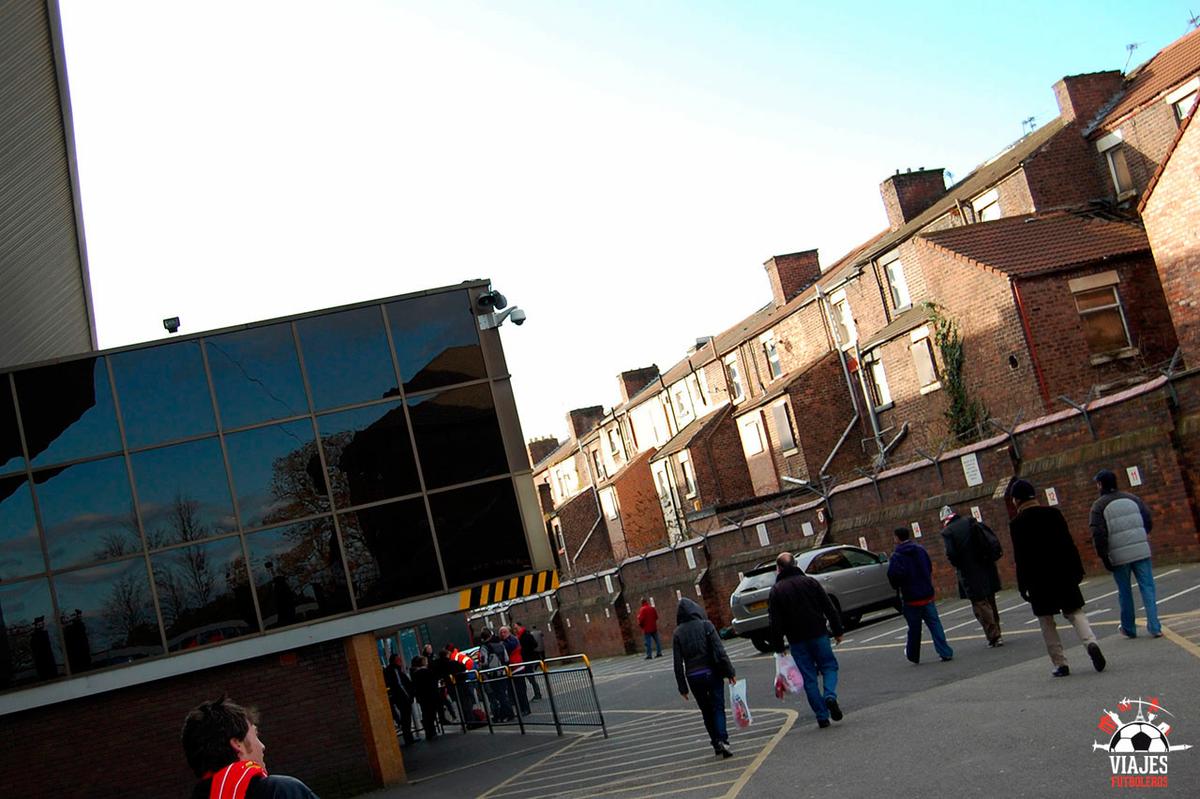 Con las casas encima