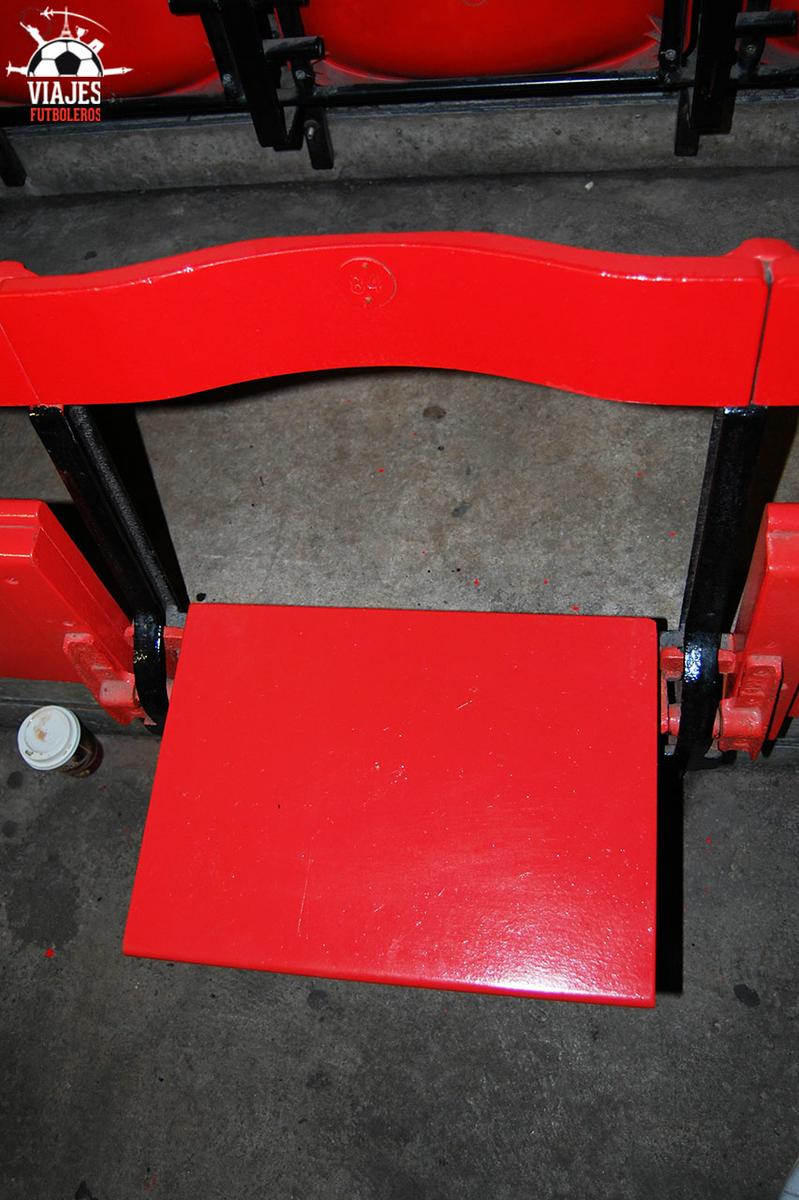 ¡Asientos de madera!