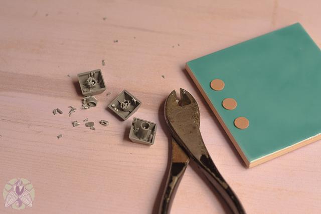 4 cortar salientes teclas pangala