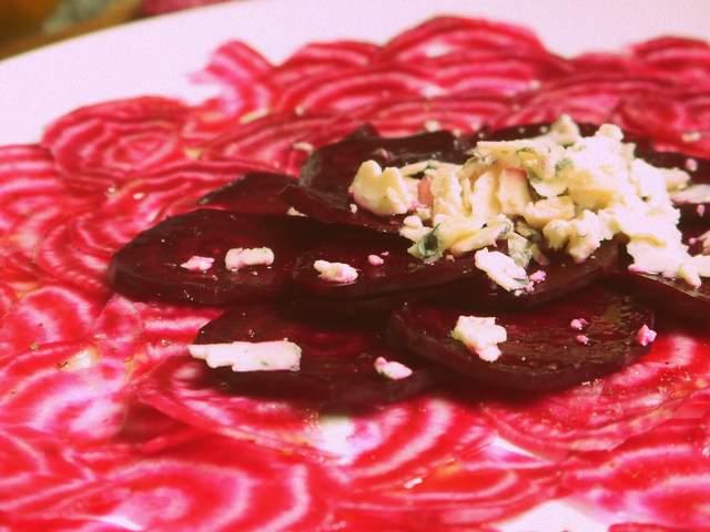 Ensalada de Remolacha Cruda: la de queso azul