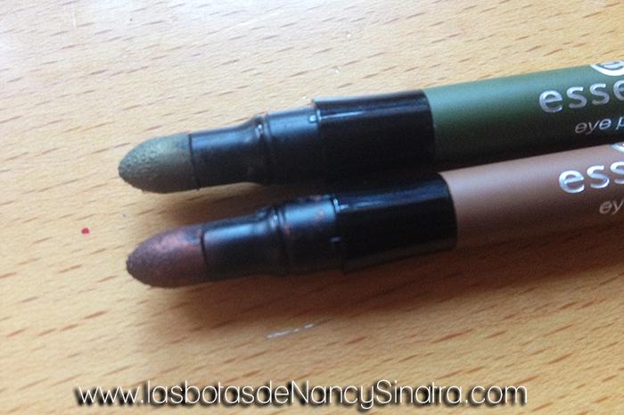 Review Essence Hello Autumn Eye Pencil Las botas de Nancy Sinatra