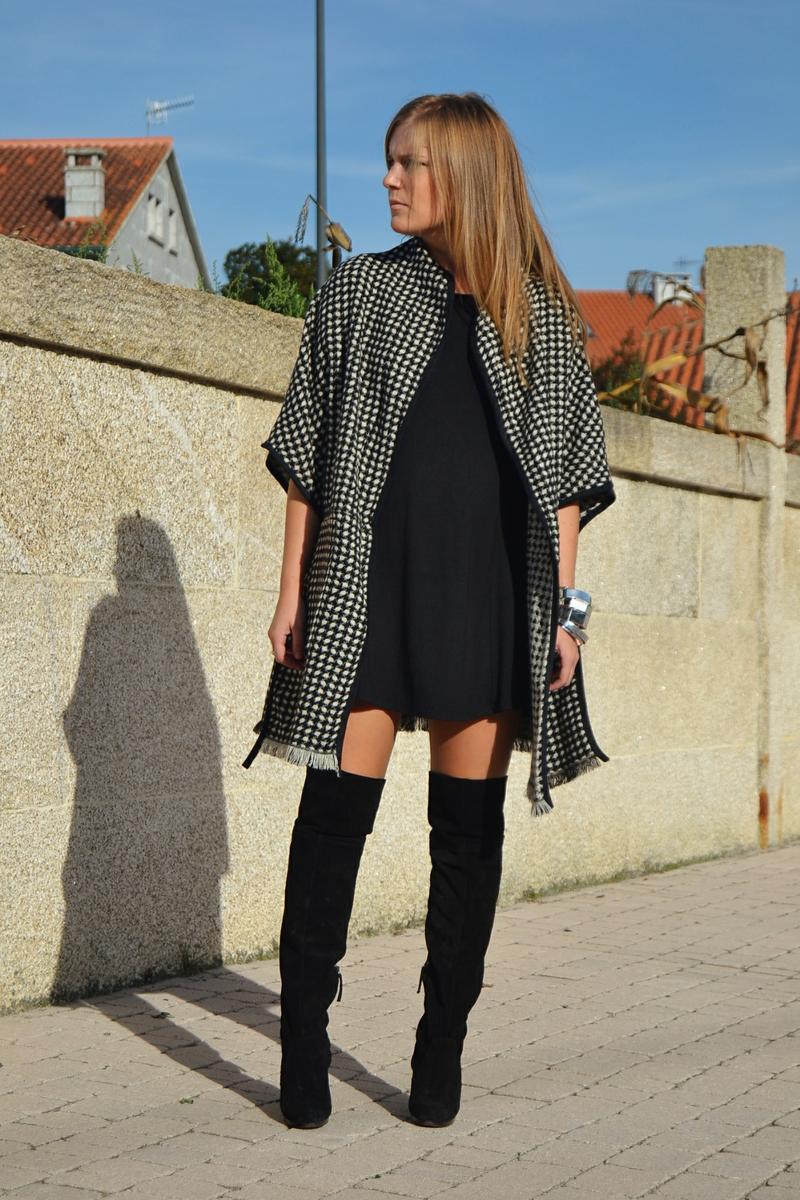 whitedahlia_black&white-cape (27)