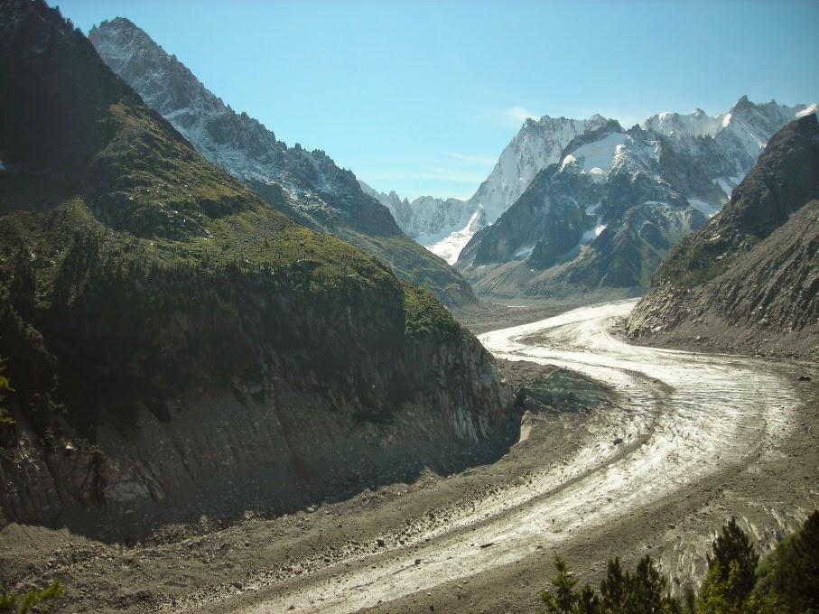 Vista-del-glaciar-La-Glace-de-Mer