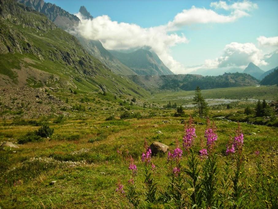 Entrada-en-Italia-vista-del-valle-de-aosta