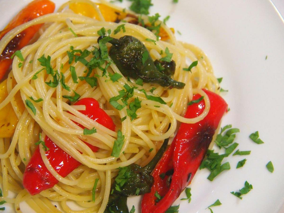 Espagueti peperonata
