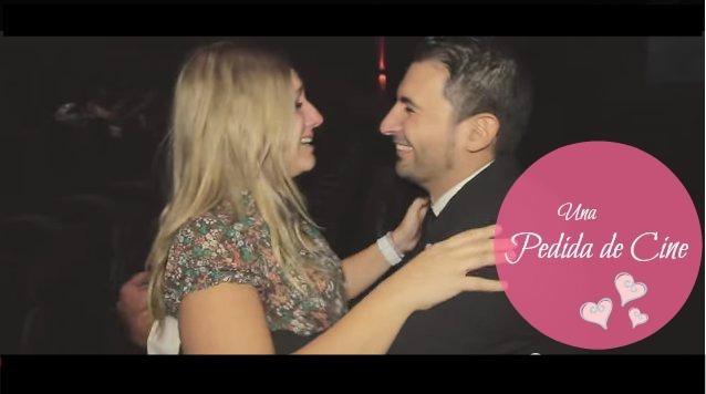 Una pedida de mano original en el Cine!