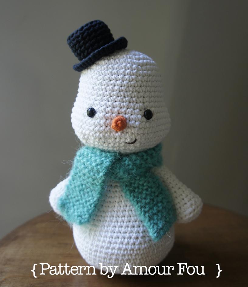 http://blog-amourfou-crochet.blogspot.com.ar/2014/03/patron-gratis-y-si-hacemos-un-muneco.html?m=1