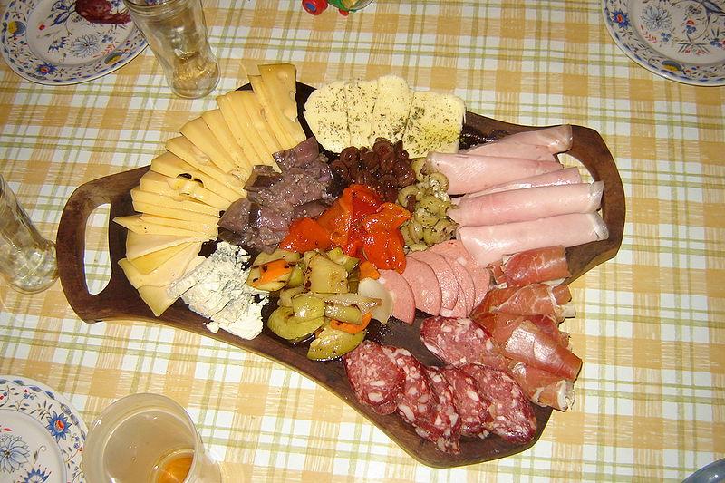 Picada cordobesa, public domain, Gdiaz