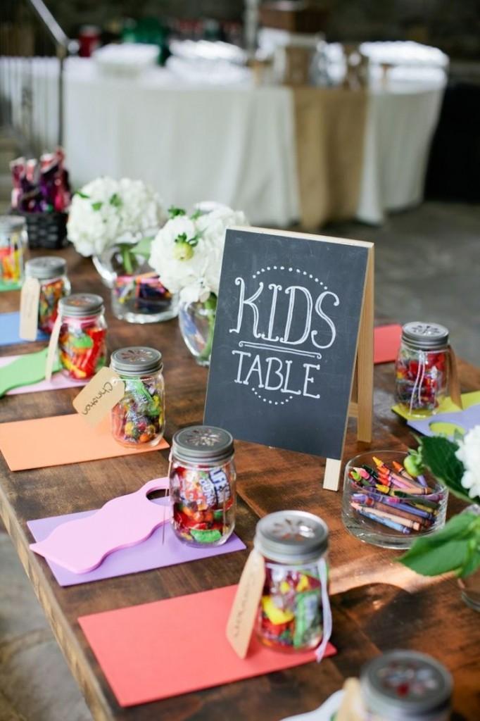 Mesa para los niños en una boda