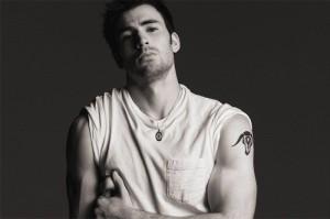 Chris Evans, Top 10 Machos Sexys, Las botas de Nancy Sinatra