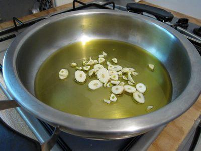 habas-con-jamon-y-huevos-fritos-