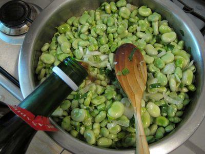 habas-con-jamon-y-huevos-fritos-