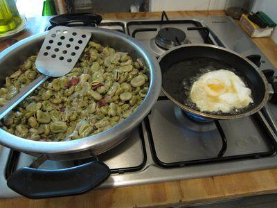 habas-con-jamon-y-huevos-fritos-