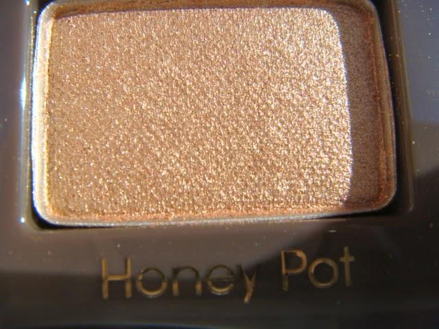 "Natural Eyes Neutral Eye Shadow Collection"de Too Faced