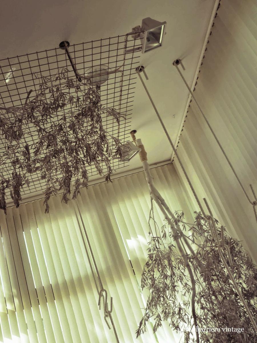 anne charriere vintage, encerado mesa, Ana y Cristina Calderón, Bilbao,