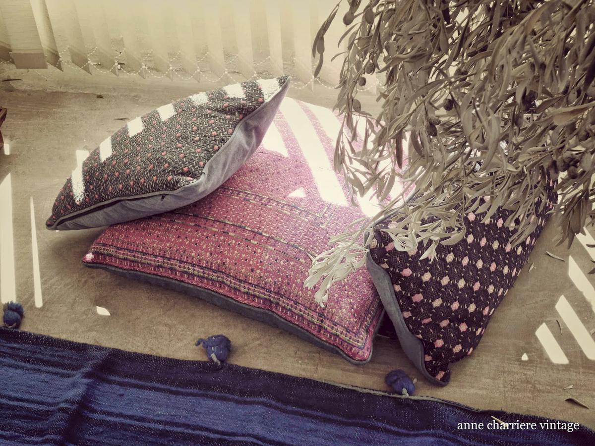 anne charriere vintage, encerado mesa, Ana y Cristina Calderón, Bilbao,