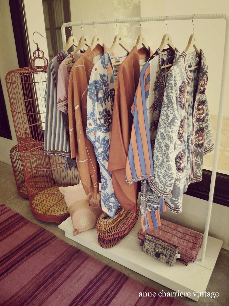 anne charriere vintage, encerado mesa, Ana y Cristina Calderón, Bilbao,