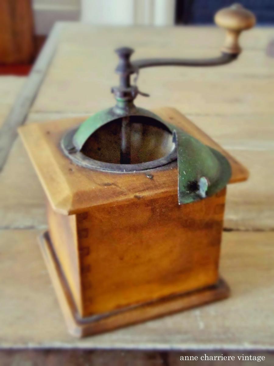 anne charriere vintage, antiques, antigüedades, antiquités,