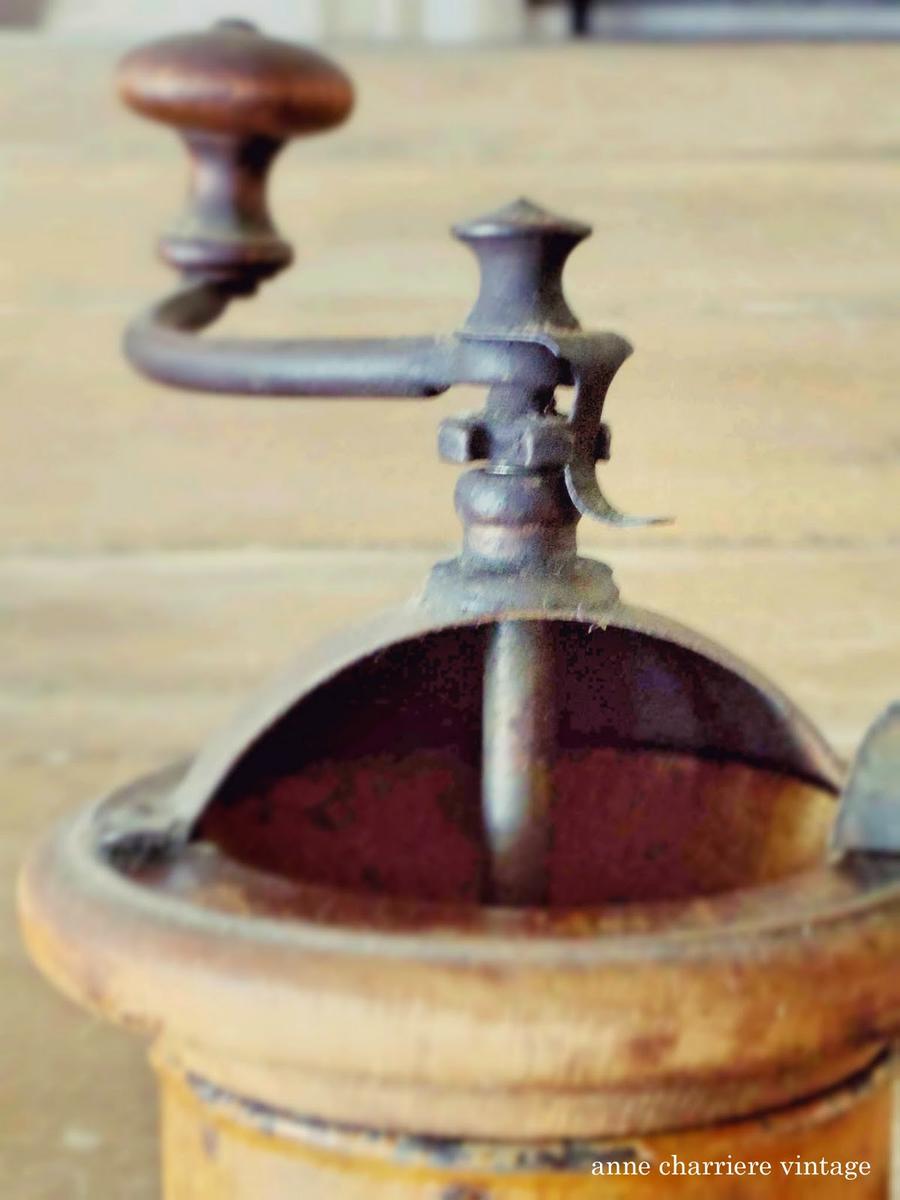 anne charriere vintage, antiques, antigüedades, antiquités,