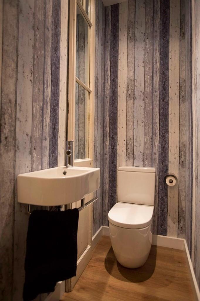 papel pintado para el aseo