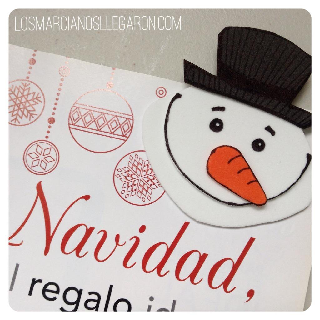 Marcalibros navideño hecho con foami