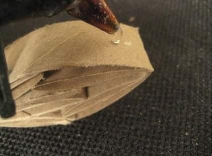 Adornos-de-navidad-con-materiales-reciclados-navidad-decorar-adornos-reciclaje-noche-buena-8