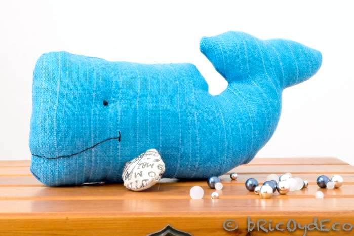 regalos-diy-para-navidad-ballena-tela-detalle