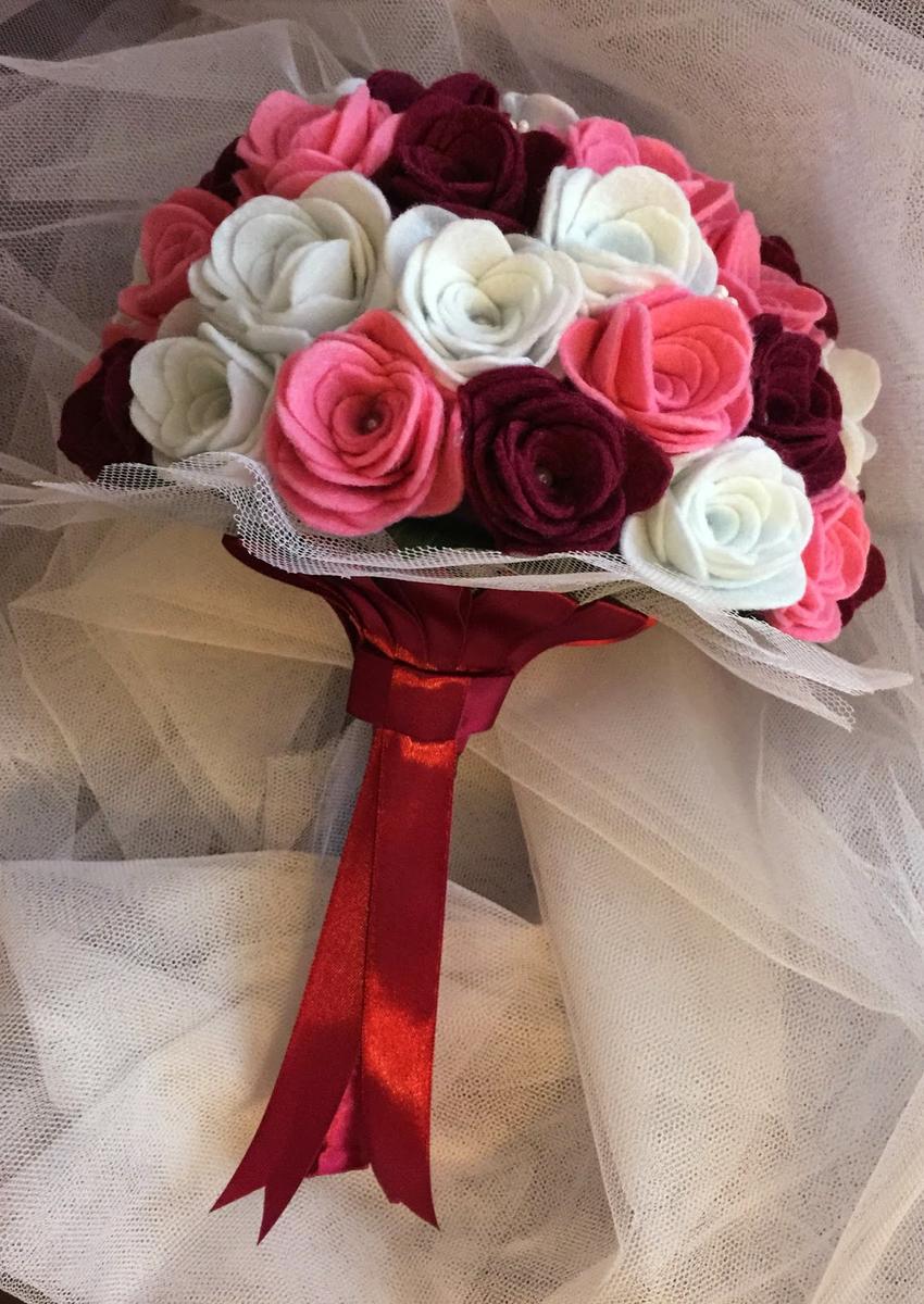 ramo fieltro novia