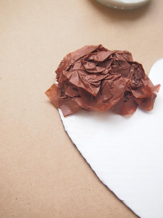 DIY: un porta alianzas con forma de corazón