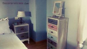 Detalle de las mesitas del dormitorio