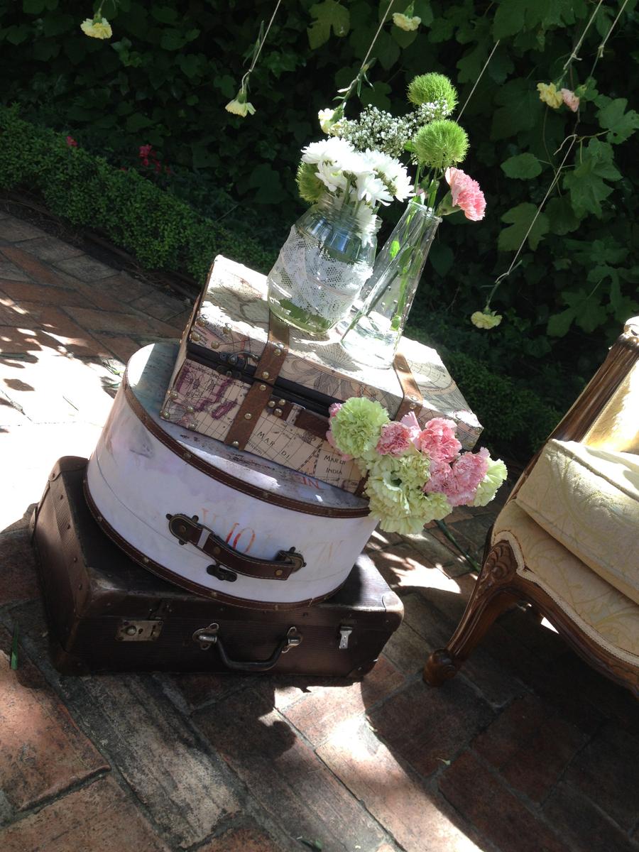 colores-de-boda-photooboht-maletas-decoracion-maria-jesus-victorJPG