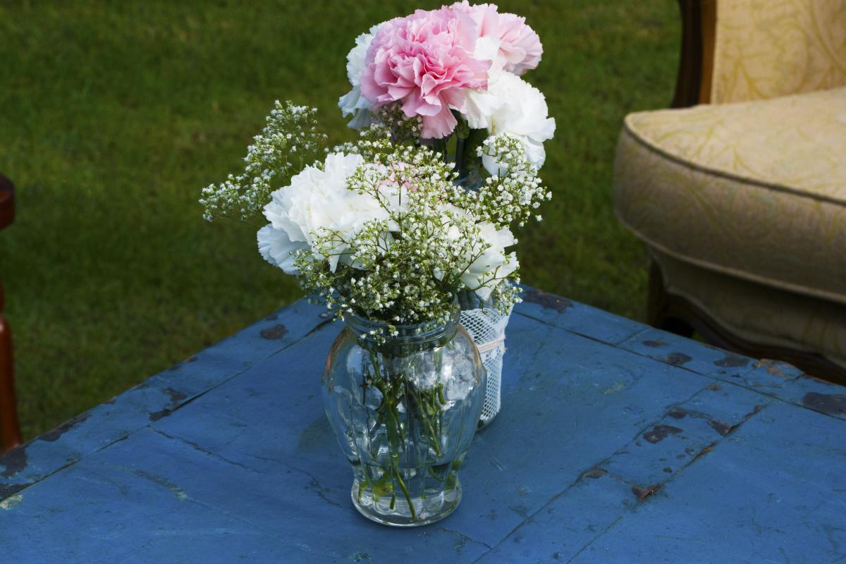 Colores-de-boda-rincon-sillones-sofas-antiguos-laura-y-raul_0042