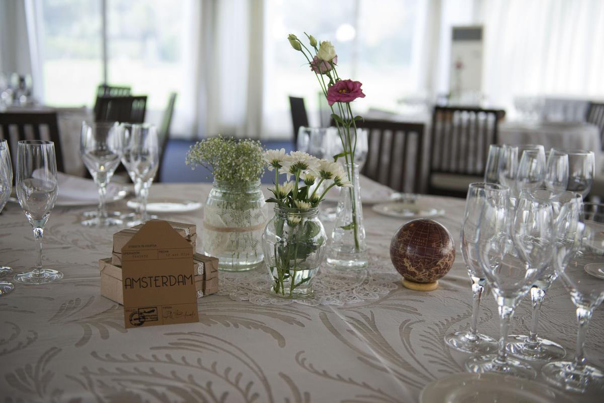 Colores-de-boda-centro-mesa-viajes-laura-y-raul_0085