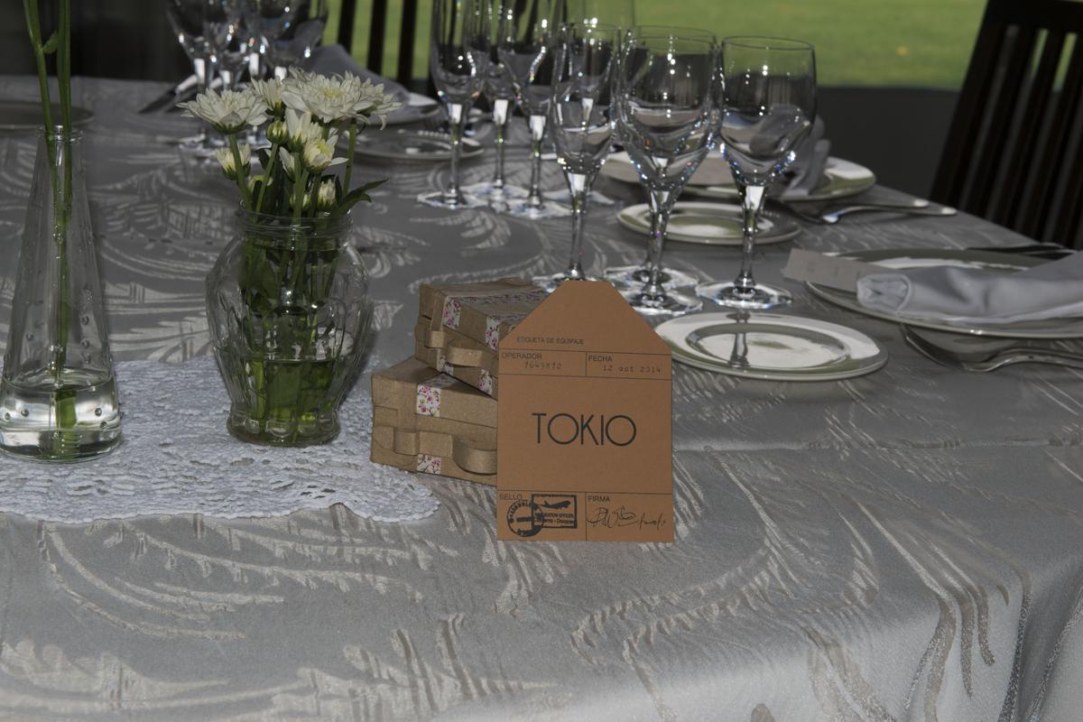 Colores-de-boda-centro-de-mesa-viajes-laura-y-raul_0082