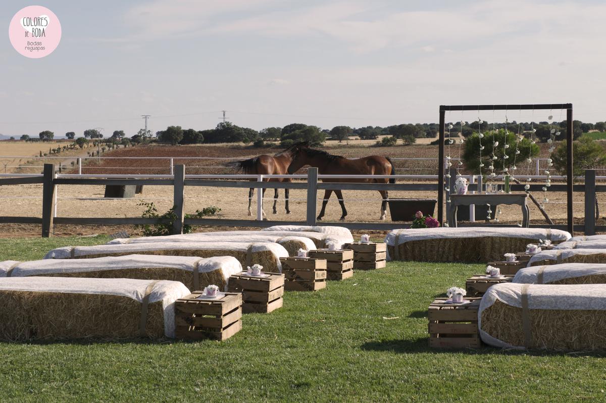 colores-de-boda-ceremonia-balas-paja