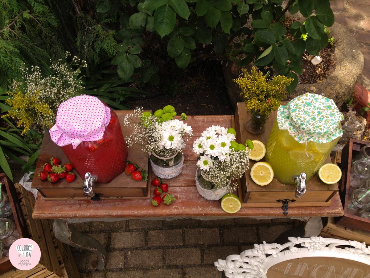 colores-de-boda-puesto-limonada-detalle-surtidor-chiara-manuel