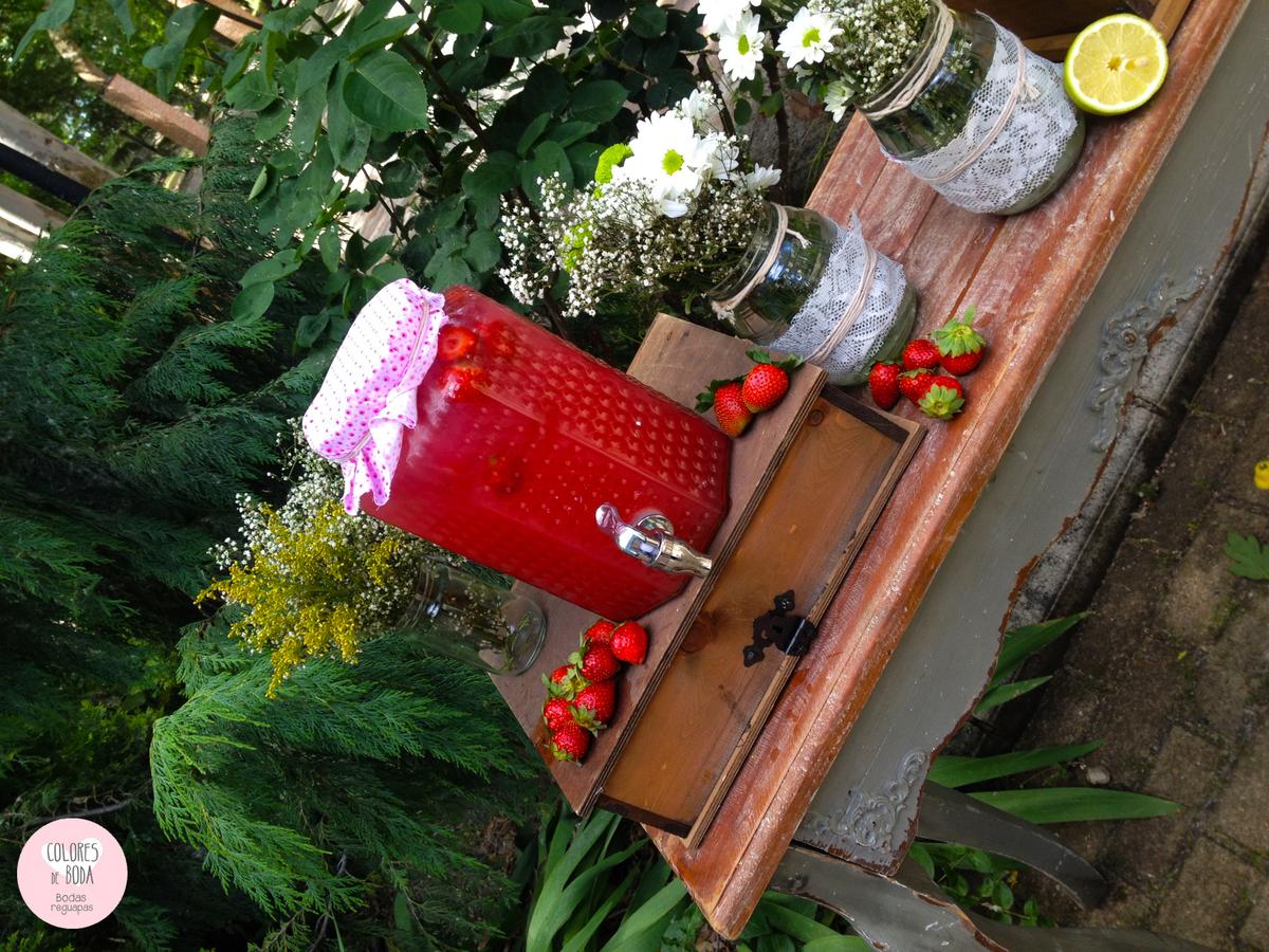 colores-de-boda-corner-limonada-fresa-chiara-manuel