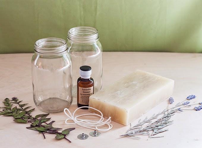 Diy velas aromáticas de lavanda en botes de cristal2