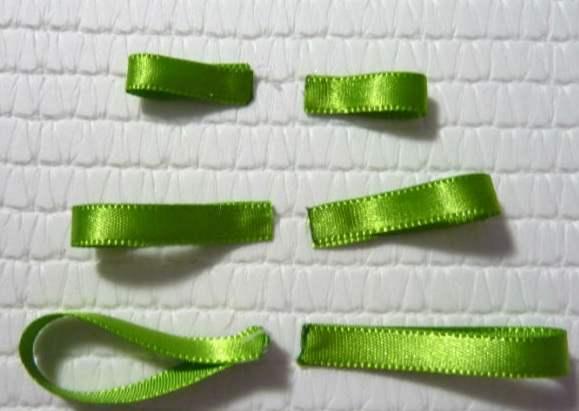 Arreglos-navideños-Cómo-hacer-una-media-de-navidad-navidad-fiestas-goma-eva-regalos-medias-navideñas-11