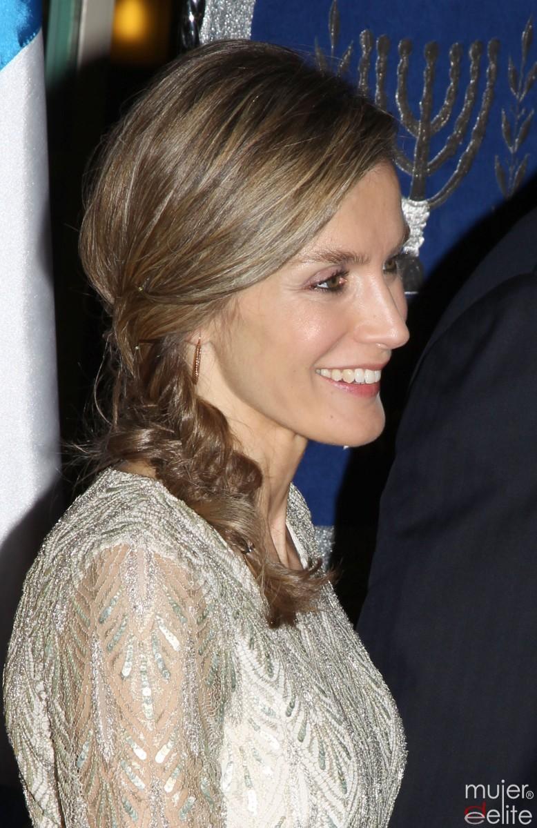 Reina Letizia Ortiz trenza lateral baja