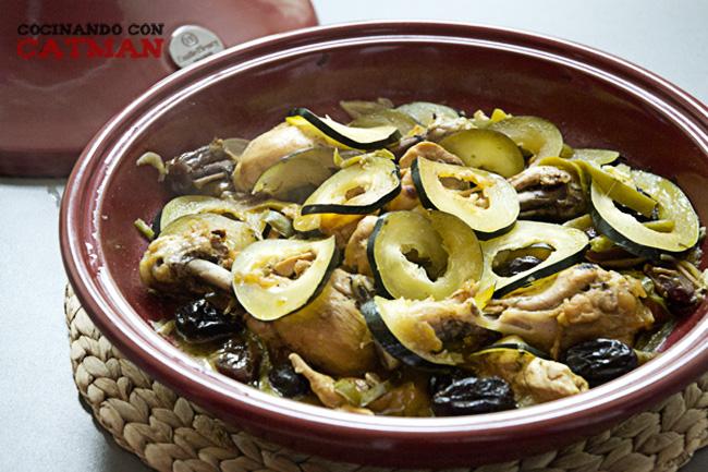 tajine de pollo h Tajine de pollo con verduras, dátiles y ciruelas