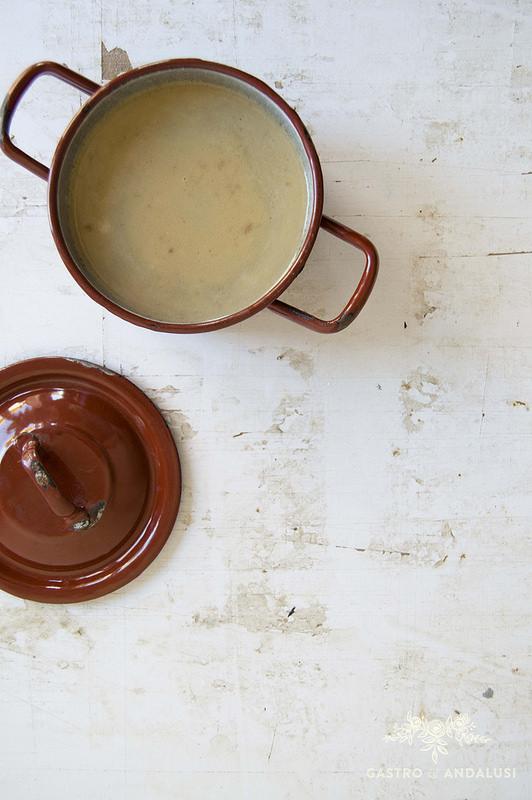 Caldo de pollo en olla express