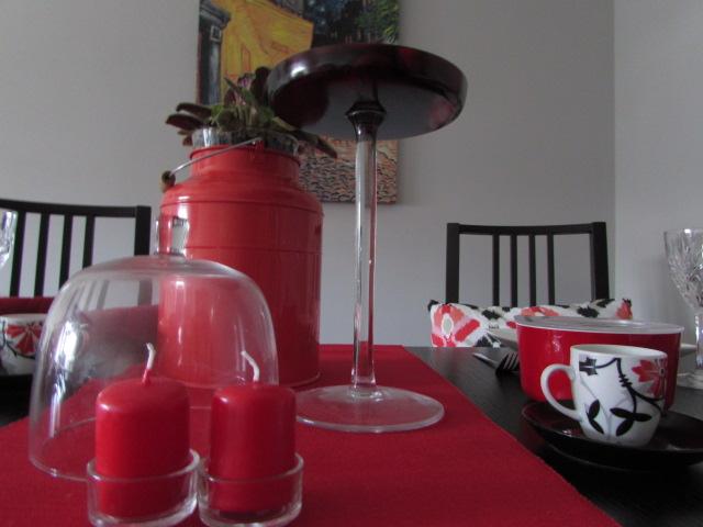 Detalles mesa de navidad en rojo