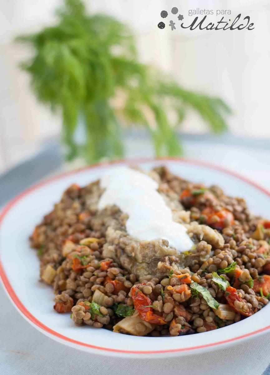 Ensalada de lentejas con verduras asadas