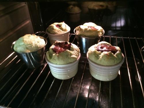 Los souffles en el horno creciendo