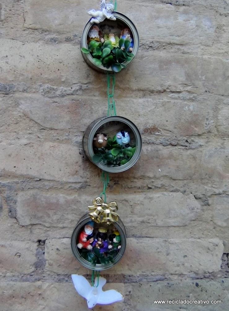 Belén Navideño en latas de atún recicladas (40)