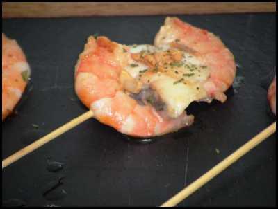 Piruletas de rape y langostinos 002 Piruletas de rape y langostinos