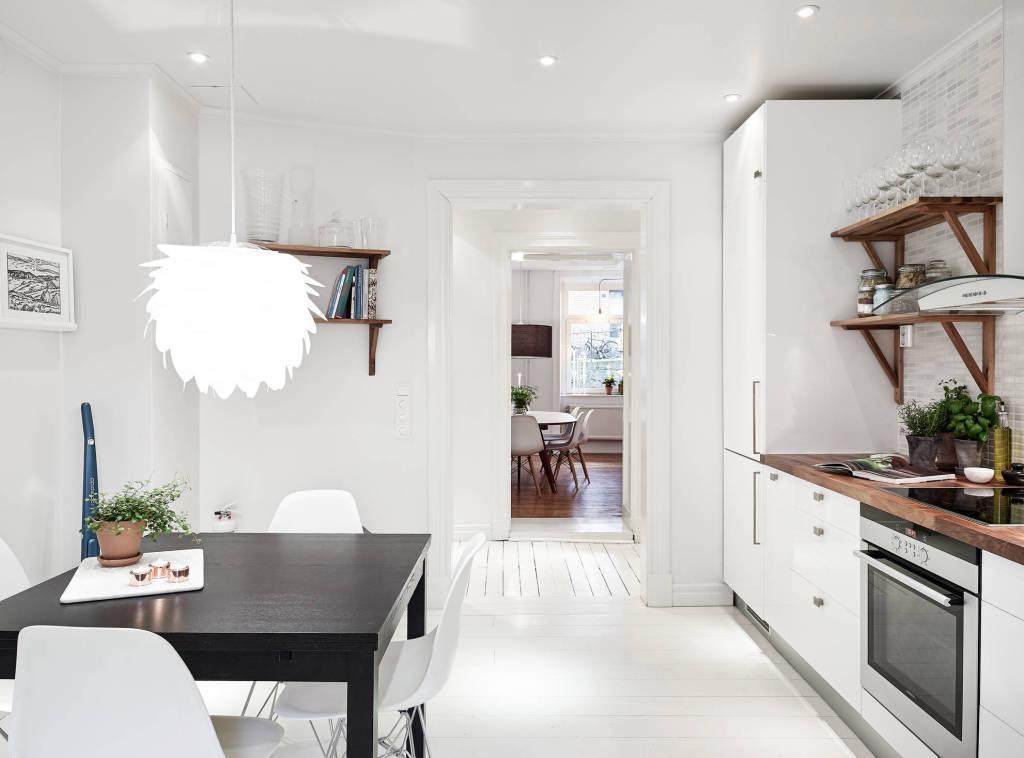 Un apartamento contemporáneo con toques Ikea.